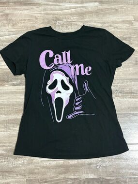 Cute Woman’s Call Me Ghostface Scream Small Horror Graphic Tee Shirt